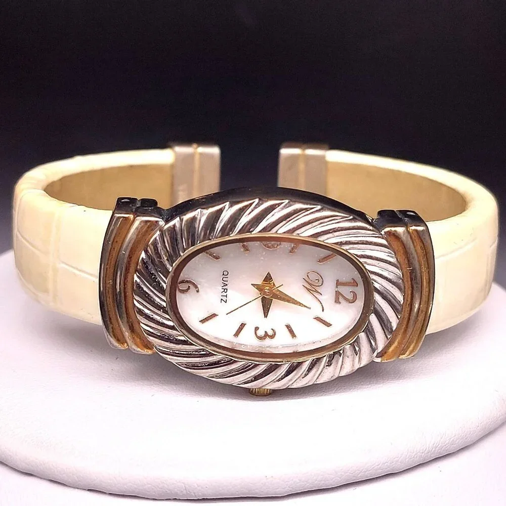 W by Waltham WBW01D women’s quartz watch, two-tone rope bezel, white strap